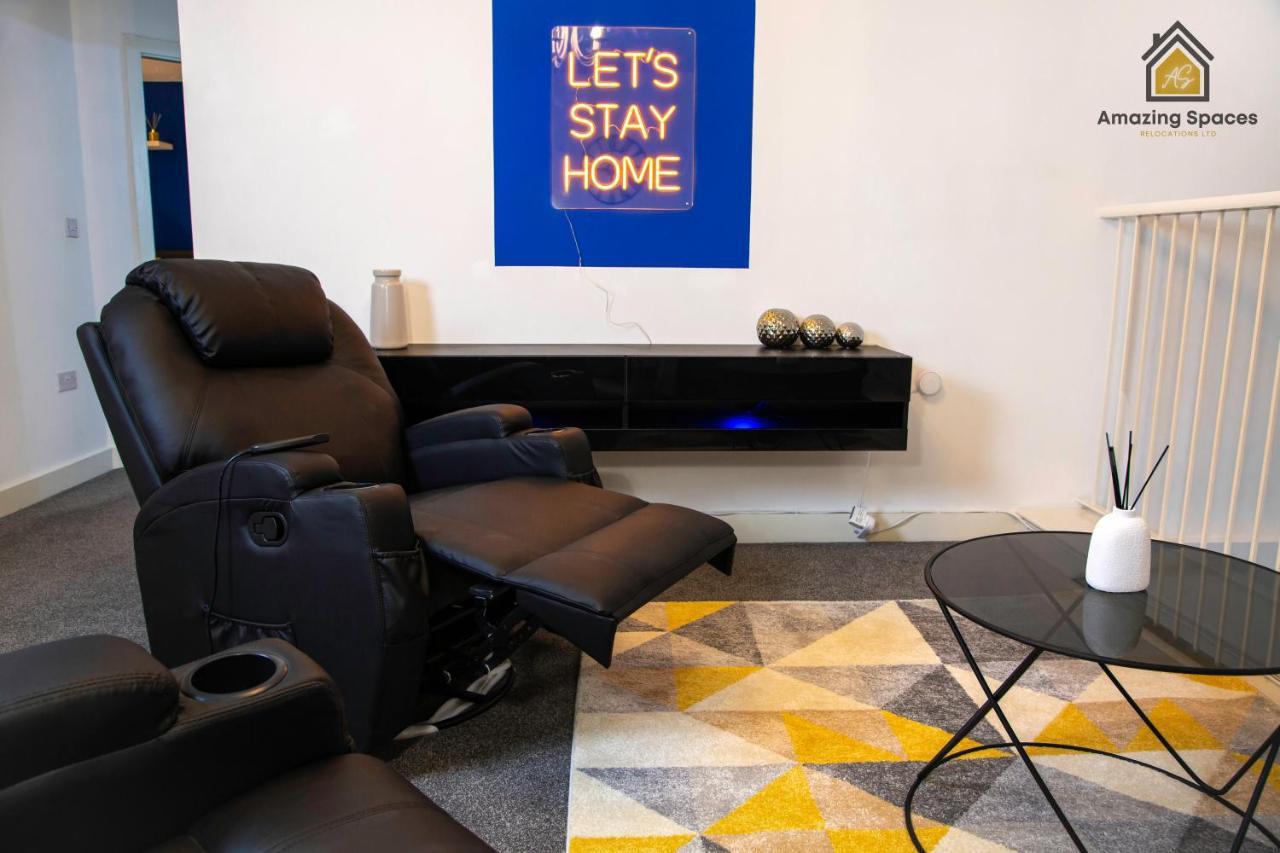 Large Unique 2 Bedroom Duplex Apartment With Private Parking & Free Wifi - Vat Qualifying By Amazing Spaces Relocations Ltd Warrington Exterior photo