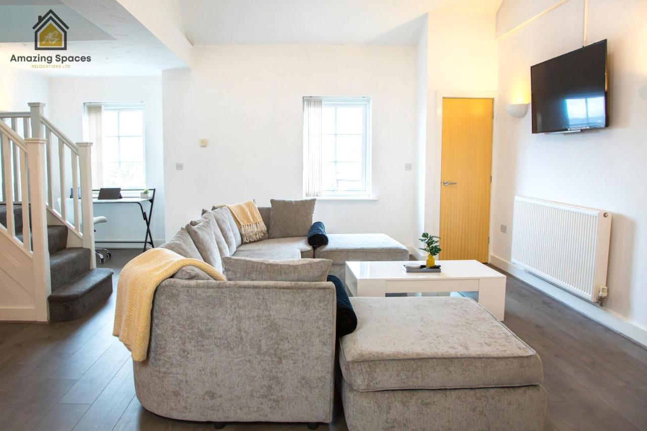 Large Unique 2 Bedroom Duplex Apartment With Private Parking & Free Wifi - Vat Qualifying By Amazing Spaces Relocations Ltd Warrington Exterior photo